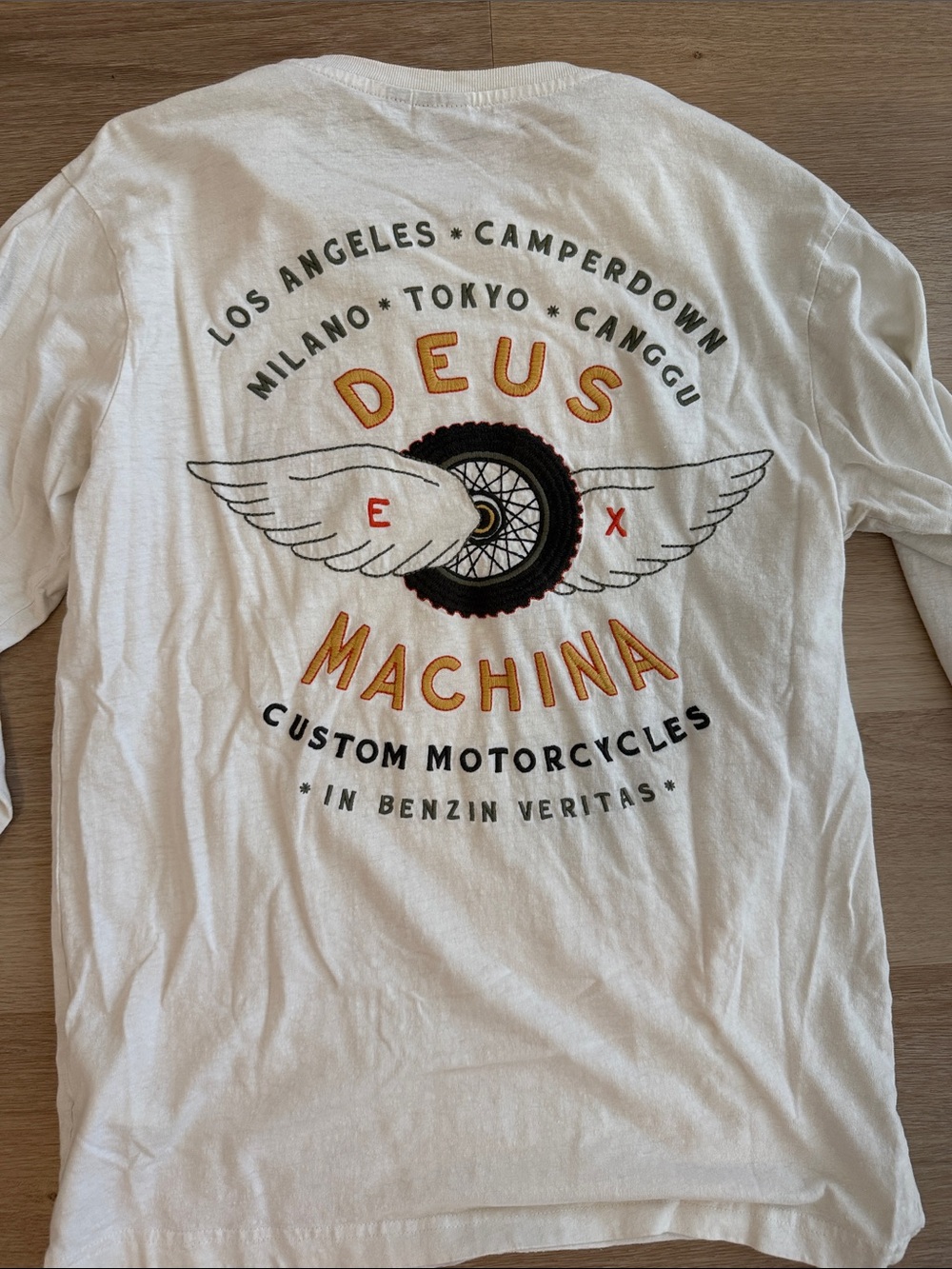 Deus Ex Machina White Long Sleeve Logo Tee - size M - Picture 2 of 2